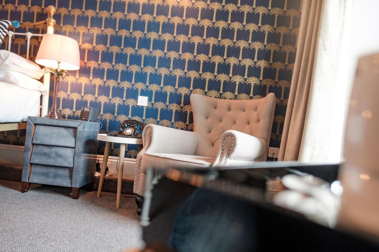 The Bull Hotel Bridport Esterno foto
