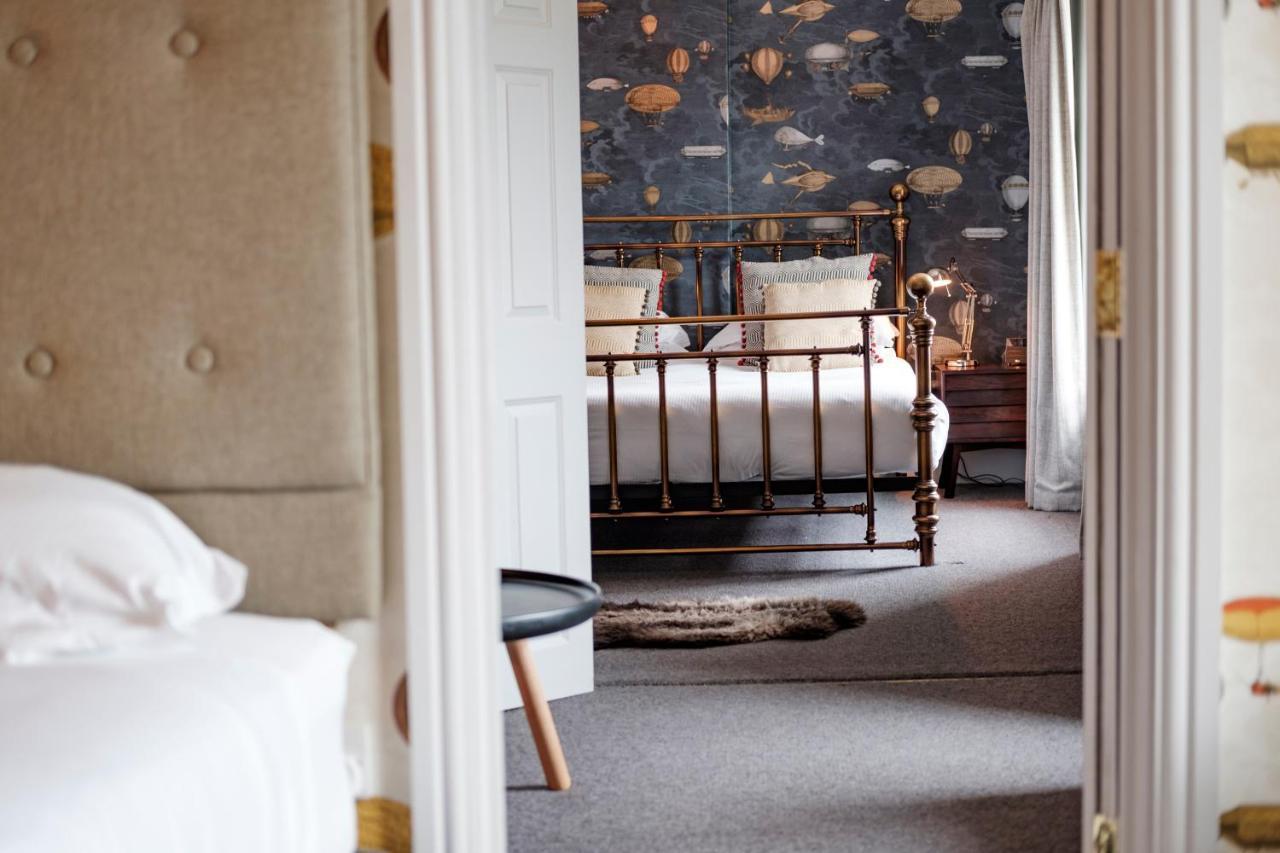 The Bull Hotel Bridport Esterno foto
