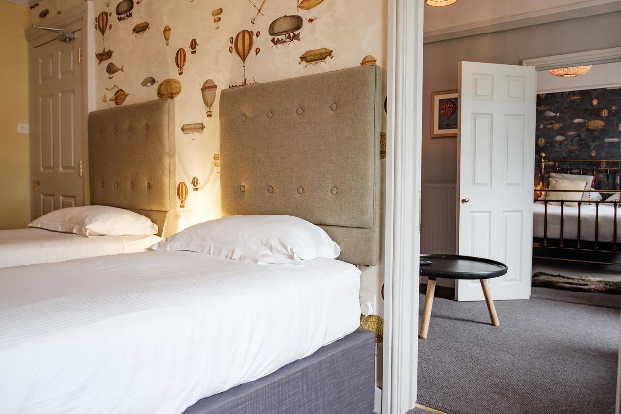 The Bull Hotel Bridport Esterno foto