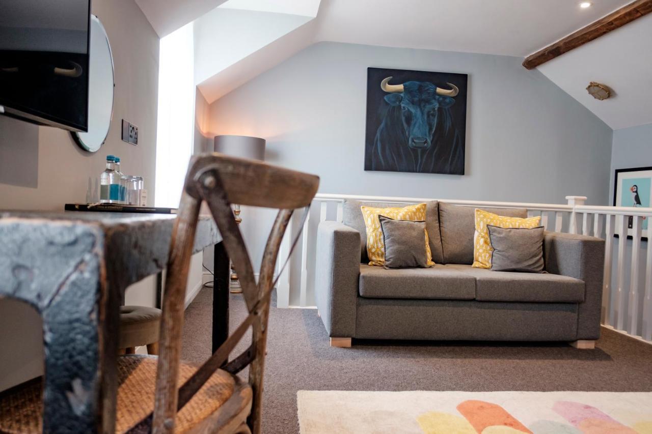 The Bull Hotel Bridport Esterno foto