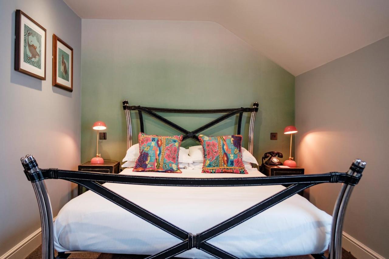 The Bull Hotel Bridport Esterno foto